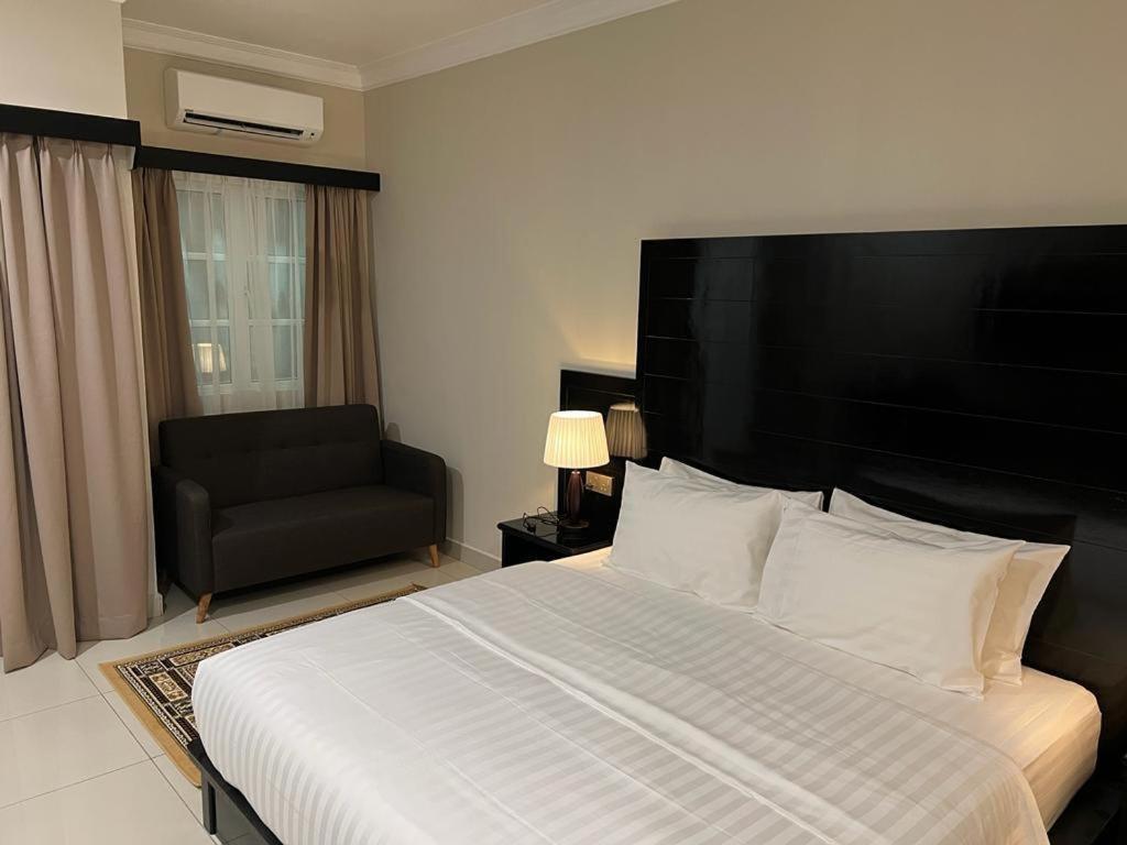 Aneeda Inn Pantai Cenang  Eksteriør bilde
