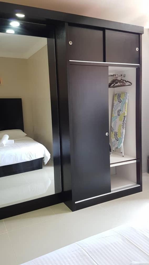 Aneeda Inn Pantai Cenang  Eksteriør bilde