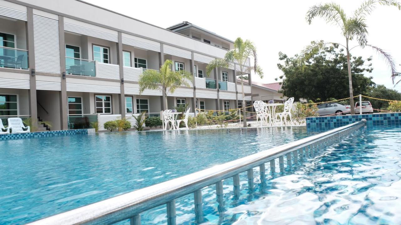 Aneeda Inn Pantai Cenang  Eksteriør bilde