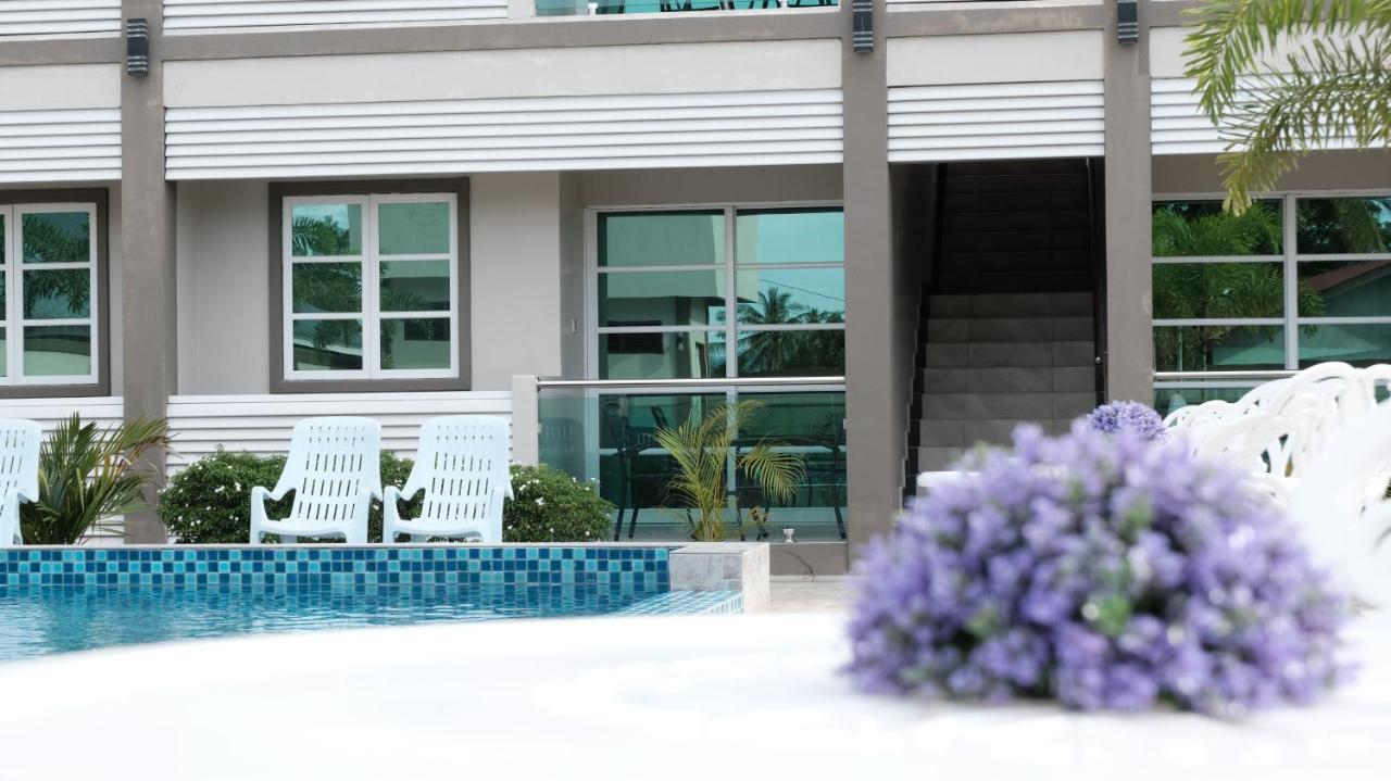 Aneeda Inn Pantai Cenang  Eksteriør bilde